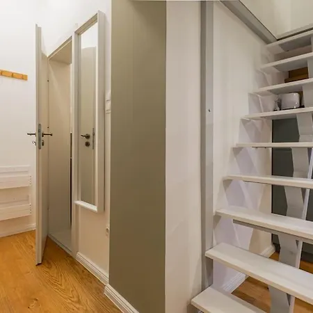 公寓 Nescaflat 3in1 Second